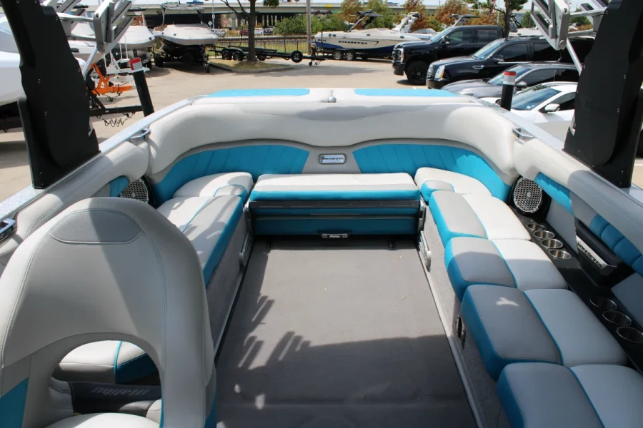 2016-malibu-wakesetter-25-lsv-144833-image15.webp