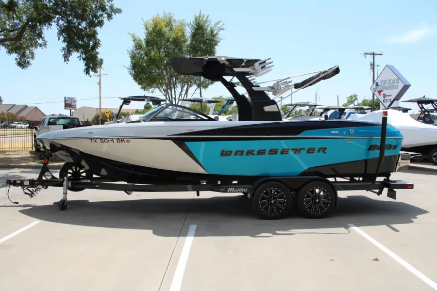 2016-malibu-wakesetter-25-lsv-144833-image4.webp