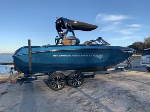 2019-nautique-g23-144835-image0.webp