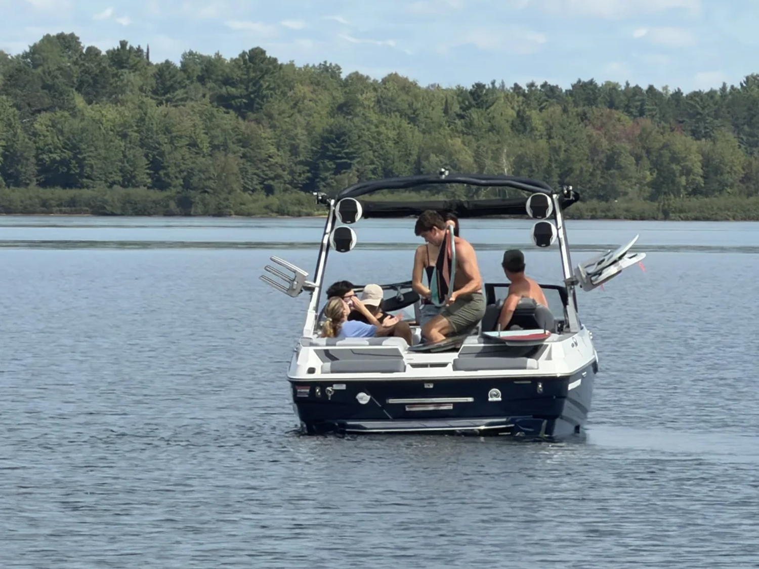2023 Malibu 22 LSV Wakesetter with upgraded M6DI engine