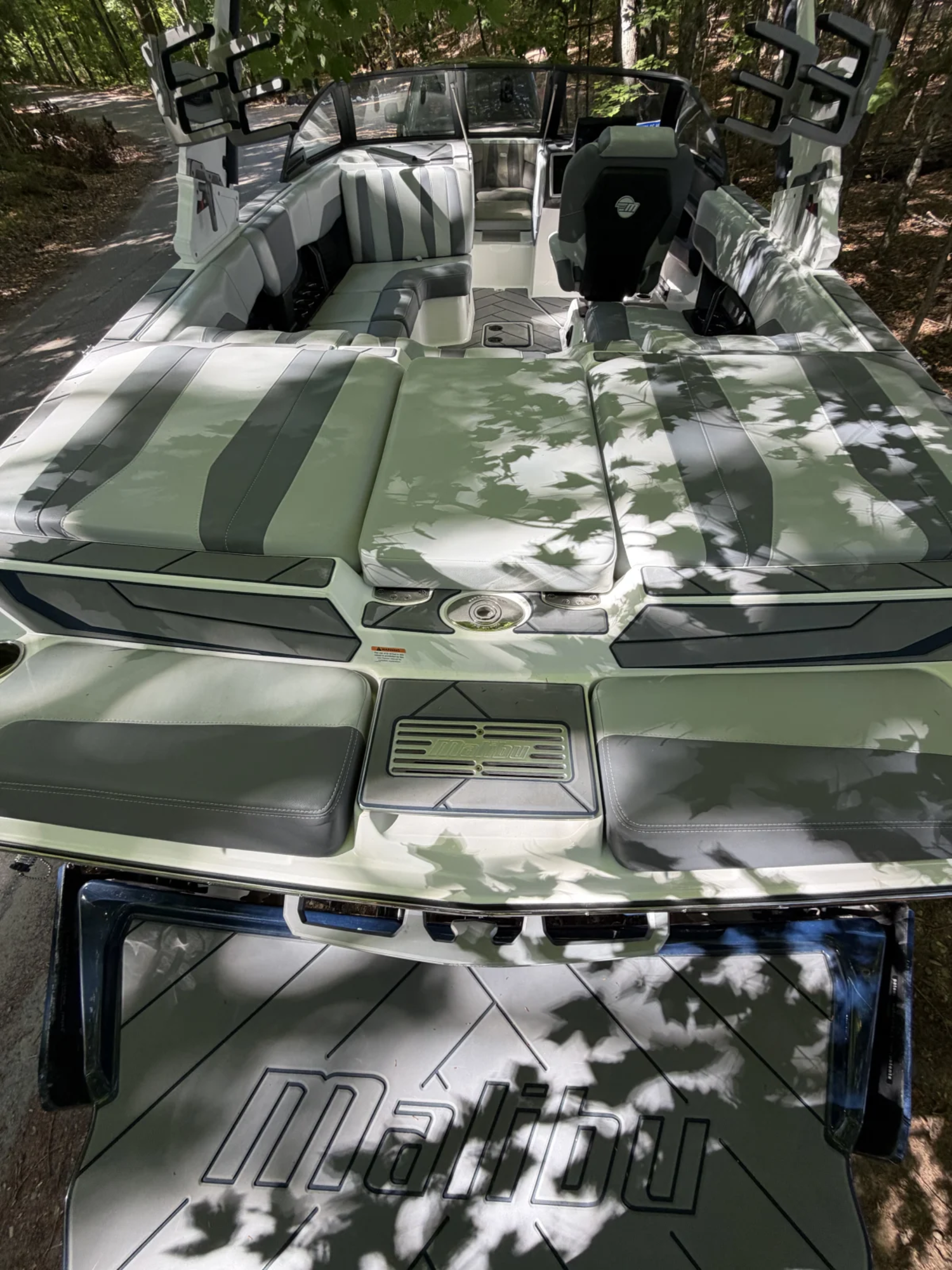 2023 Malibu 22 LSV Wakesetter with upgraded M6DI engine