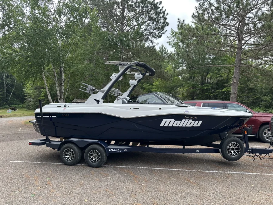 2023-malibu-wakesetter-22-lsv-144837-image8.webp