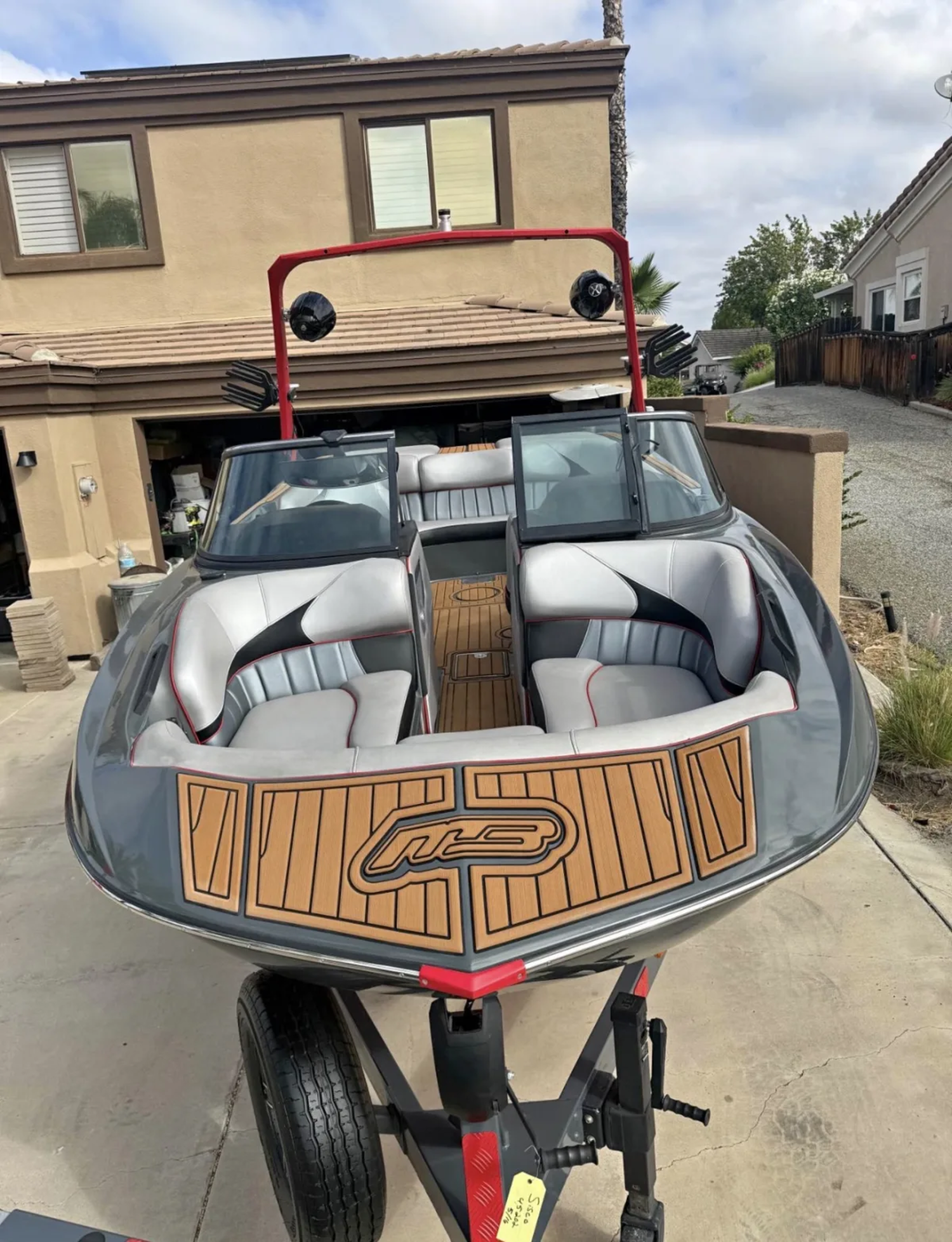 2020 MB Sports Boats B52 21