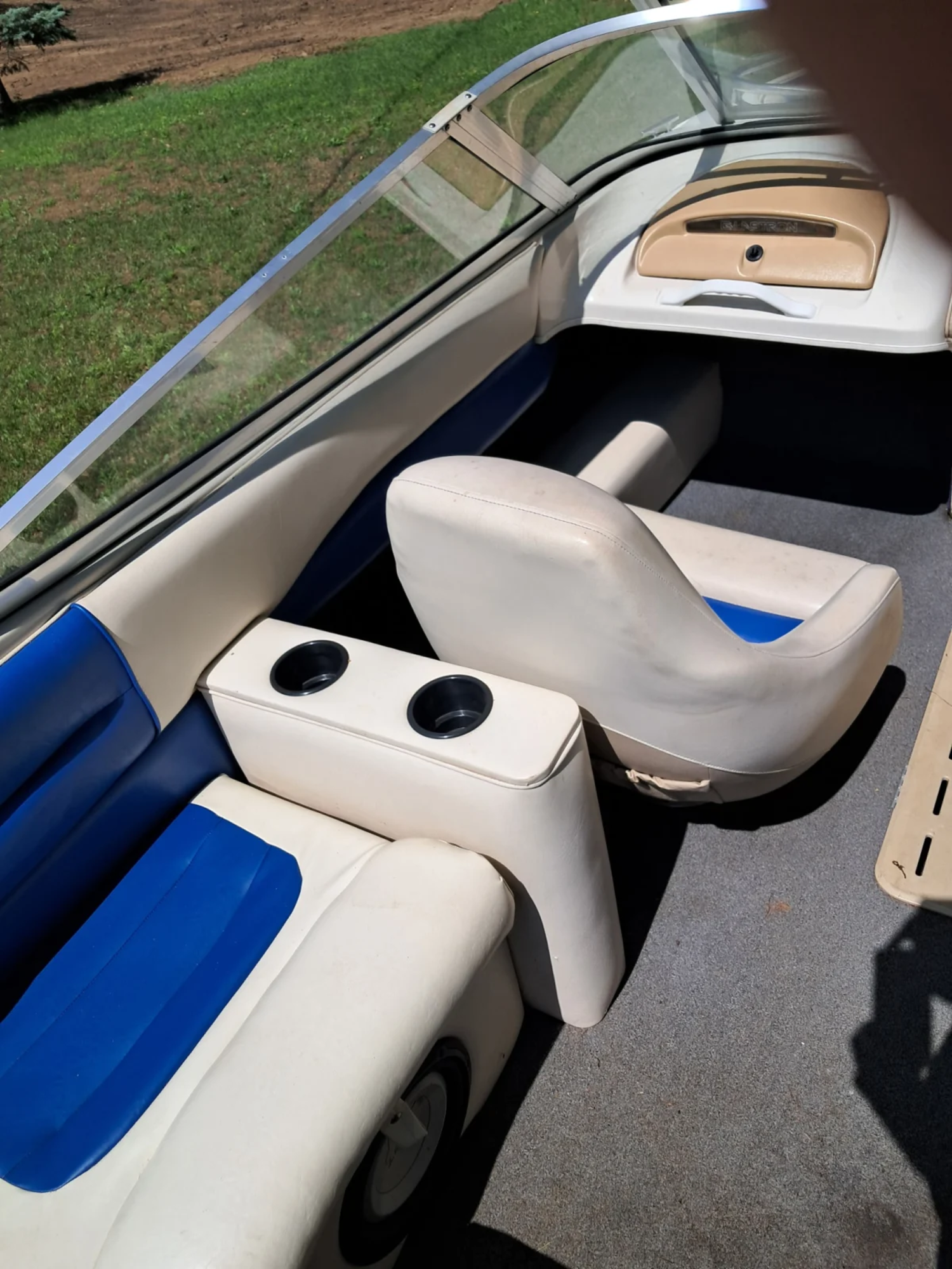 1995 Glastron Speedboat with  Volvo Penta 5.8L engine.