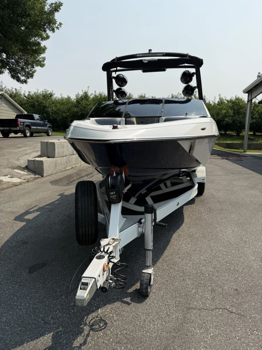 2017-malibu-wakesetter-23-lsv-144854-image2.webp