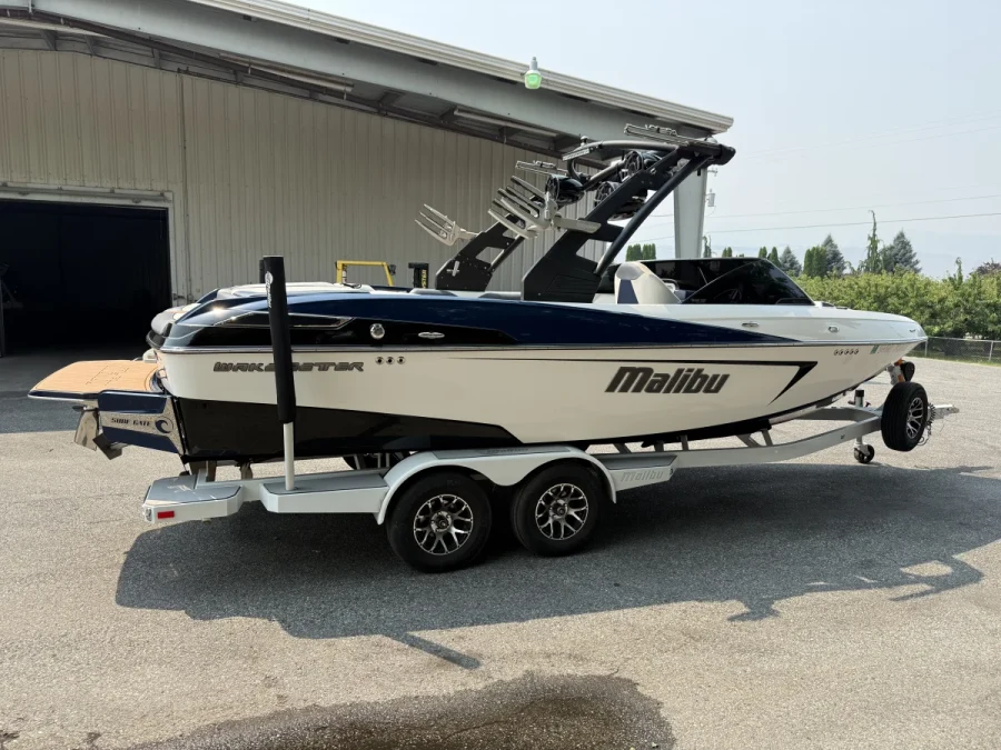 2017-malibu-wakesetter-23-lsv-144854-image4.webp