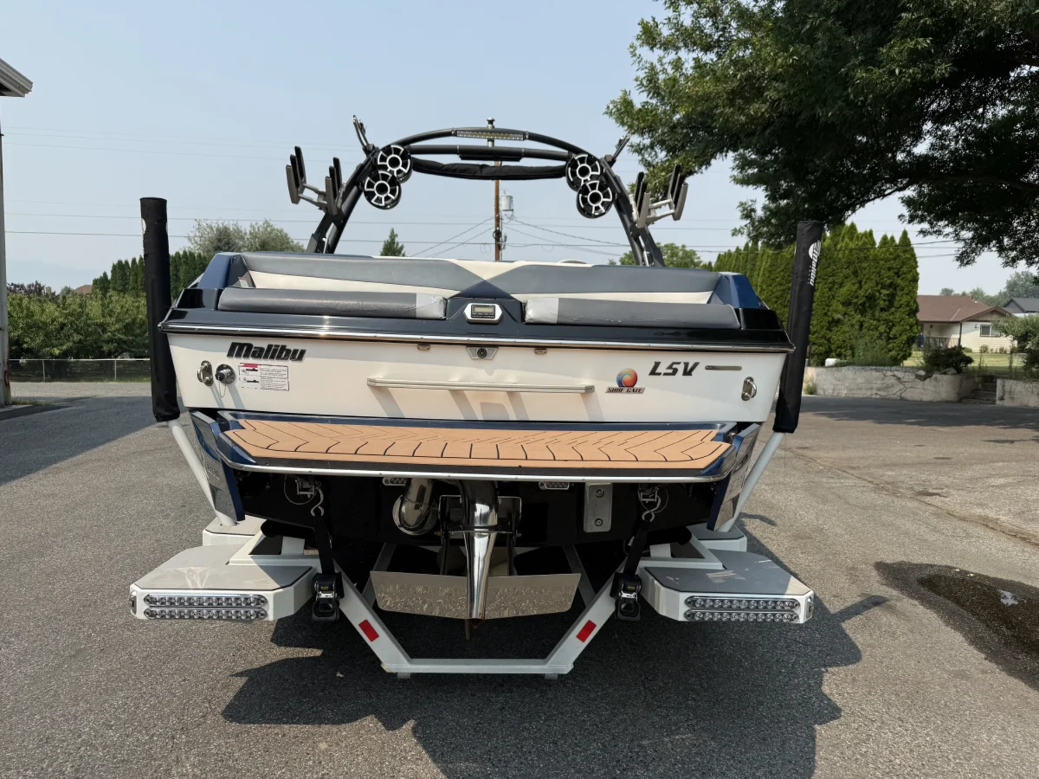 2017 Malibu 23 LSV