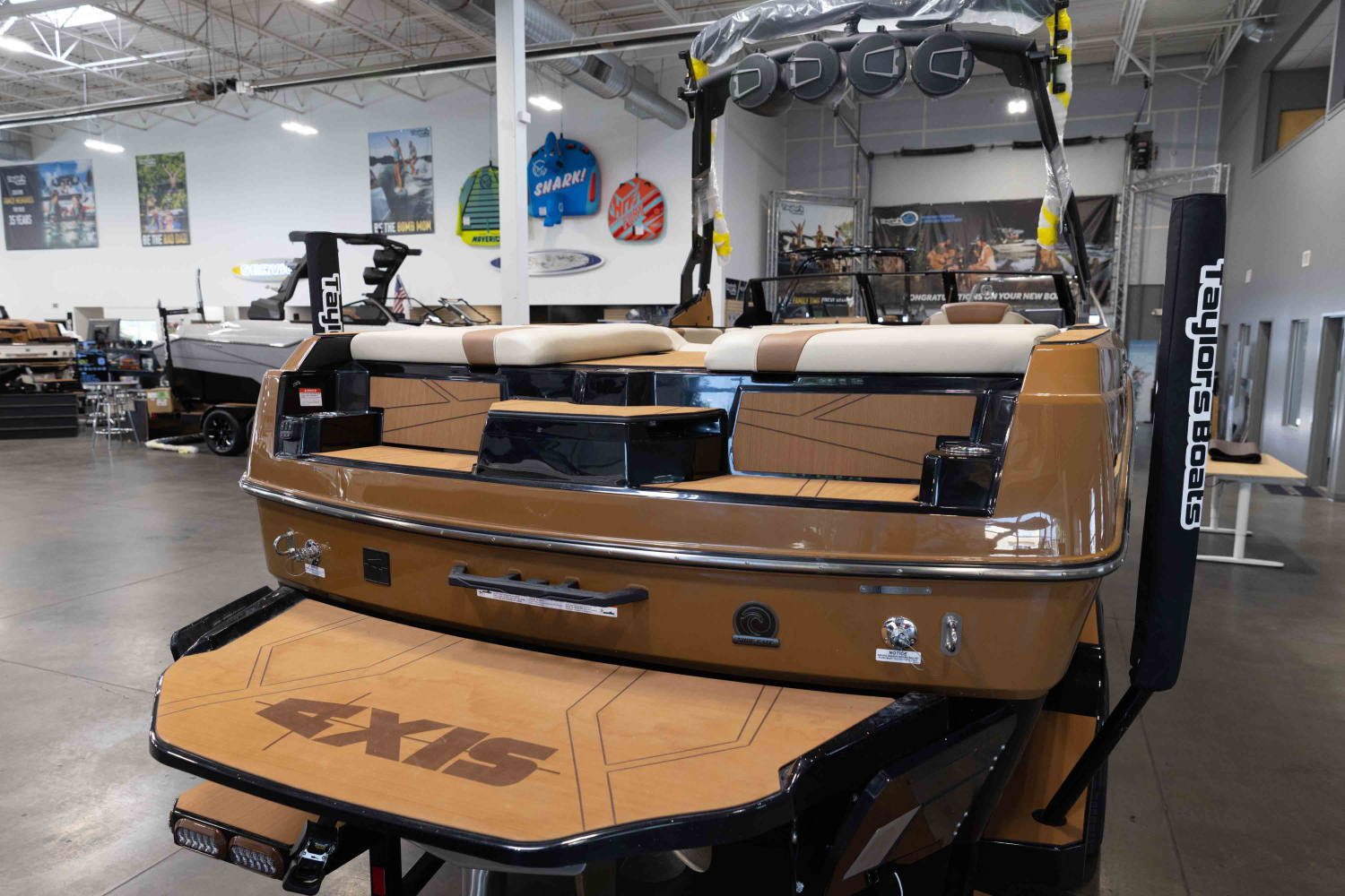 2027 Axis Wake Research T235