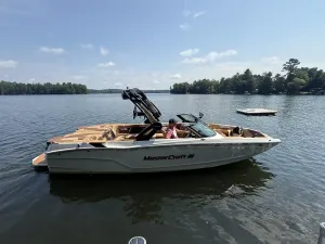 2026-mastercraft-xt24-142803-image0.webp