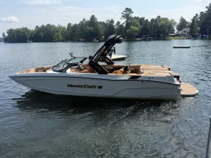 2026-mastercraft-xt24-142803-image4.webp