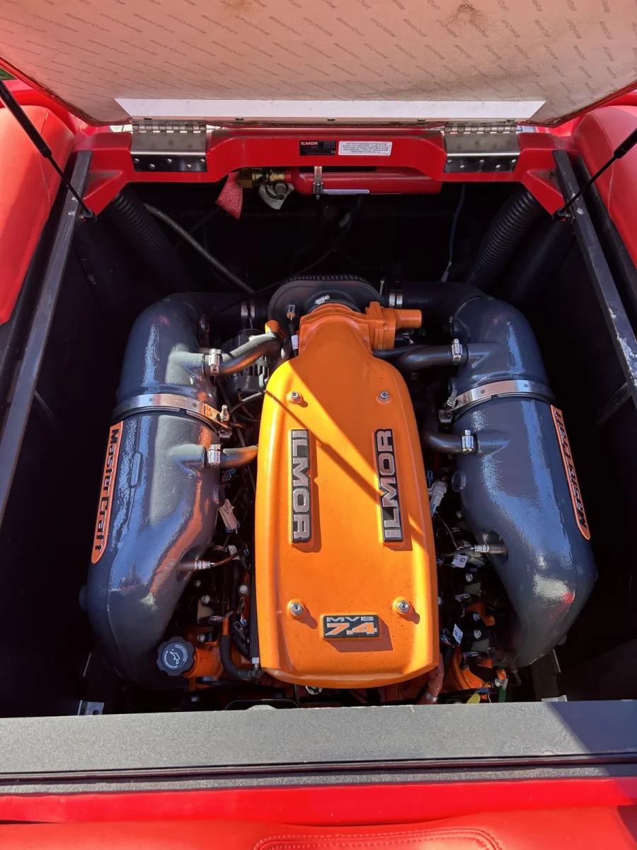 2015-mastercraft-x-star-142822-image2.webp