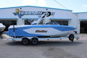 2026-malibu-wakesetter-23-lsv-142824-image0.webp