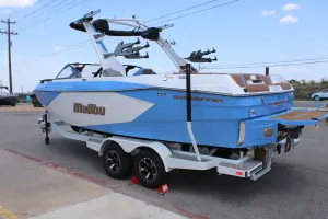 2026-malibu-wakesetter-23-lsv-142824-image6.webp