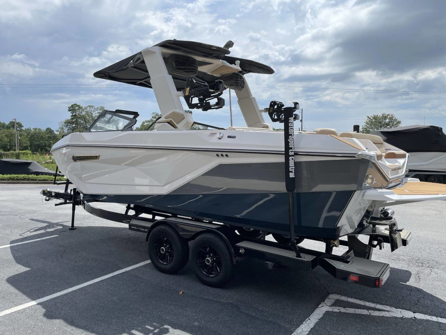 2027-nautique-g23-142843-image13