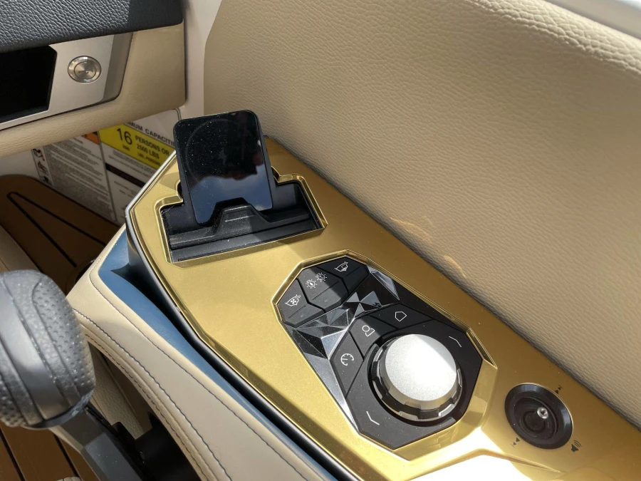 2027-nautique-g23-142843-image28