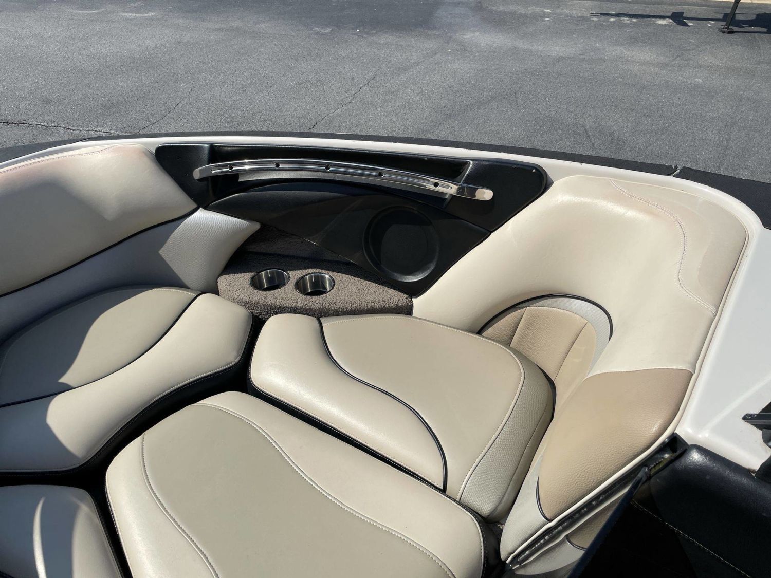 2011 Malibu 23 LSV