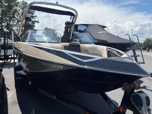 2011-malibu-wakesetter-23-lsv-142844-image2