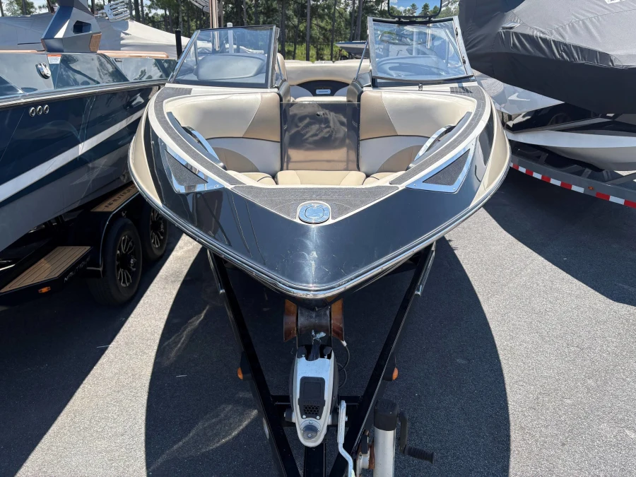 2011-malibu-wakesetter-23-lsv-142844-image7