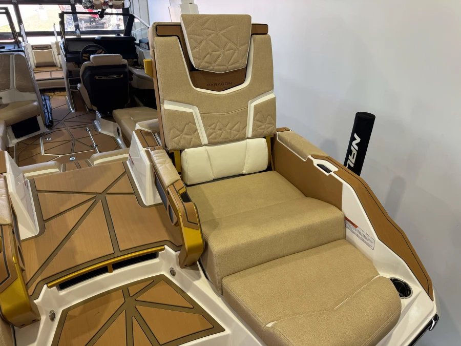 2027-nautique-g23-paragon-142853-image15