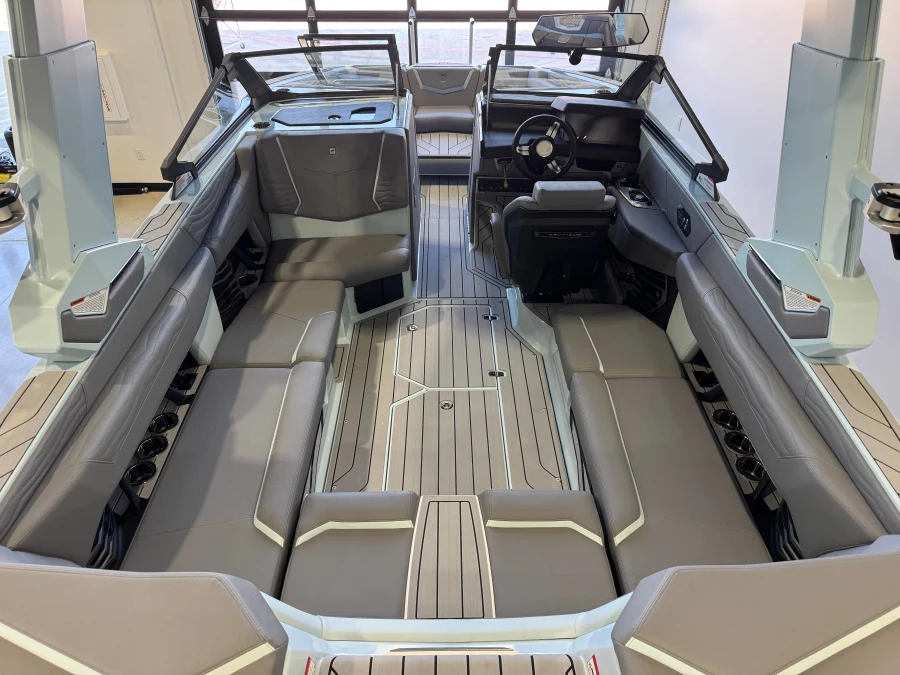 2027-nautique-g23-142854-image12