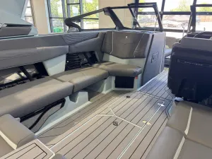2027-nautique-g23-142854-image13