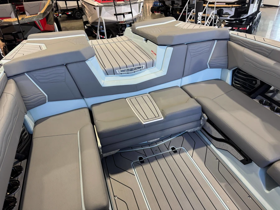 2027-nautique-g23-142854-image15