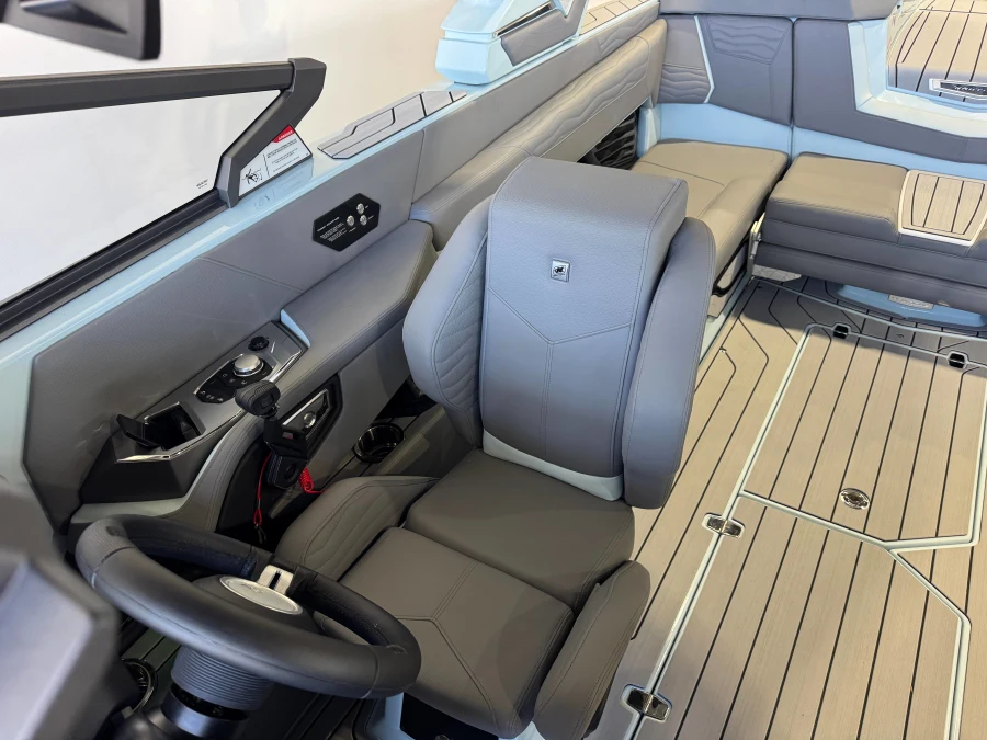 2027-nautique-g23-142854-image20