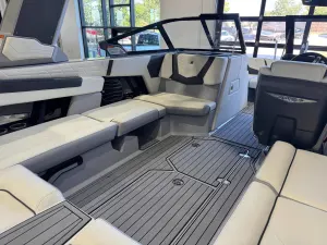 2024-nautique-g23-142855-image14