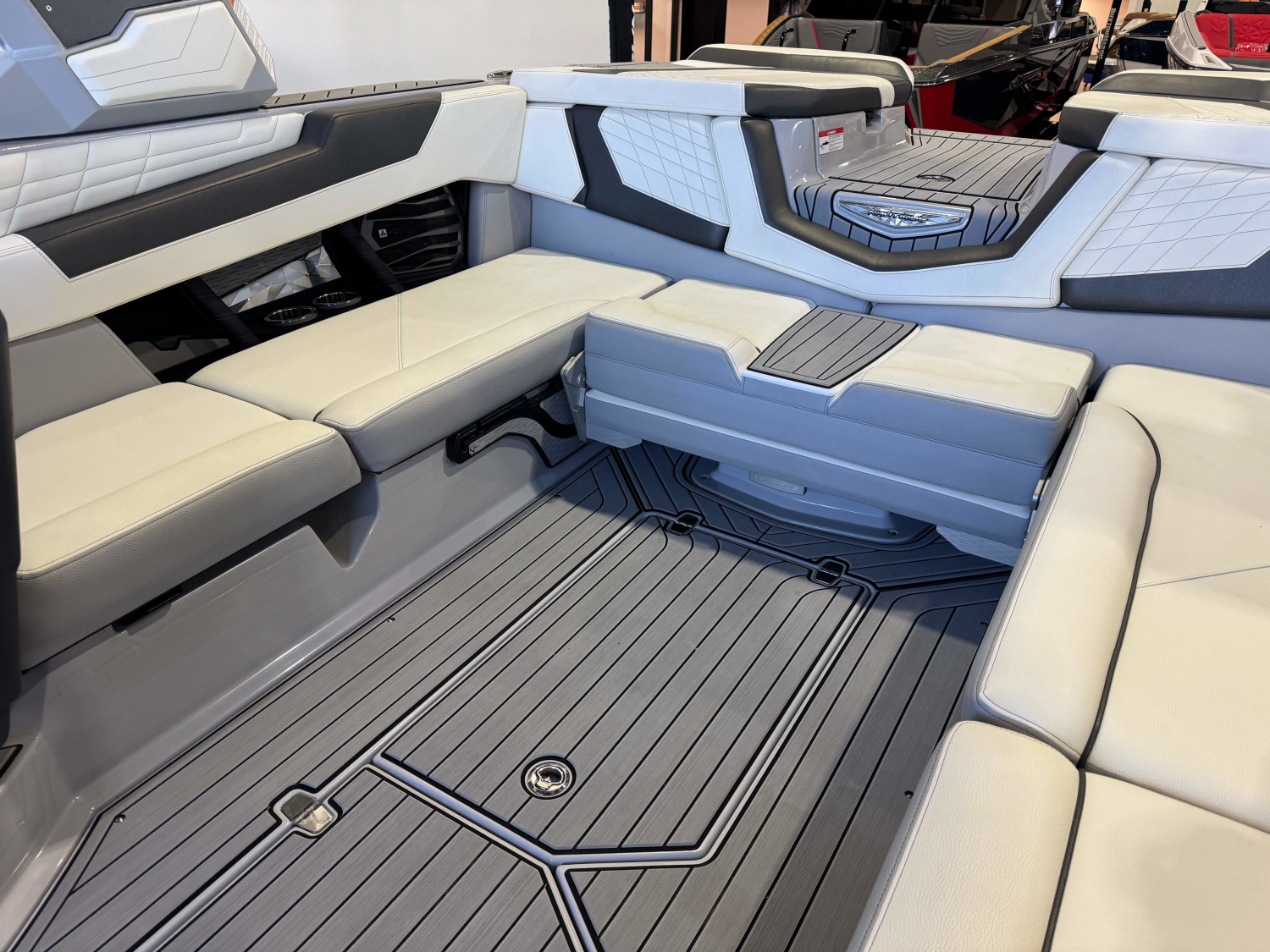 2024 Nautique Super Air Nautique G23