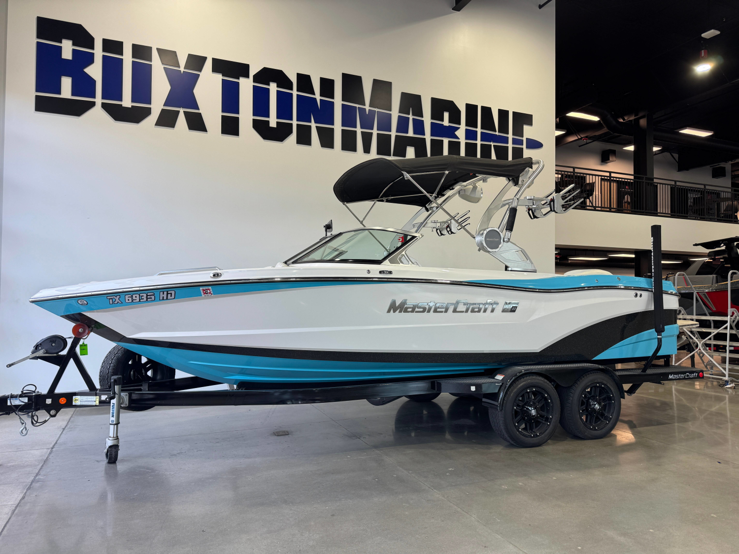 2019 MasterCraft XT23