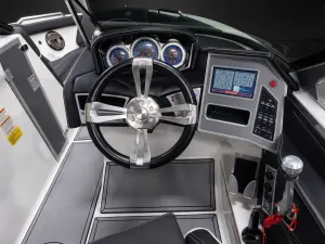 2019-mastercraft-xt25-142858-image10