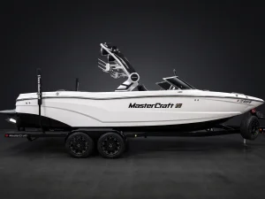 2019-mastercraft-xt25-142858-image1