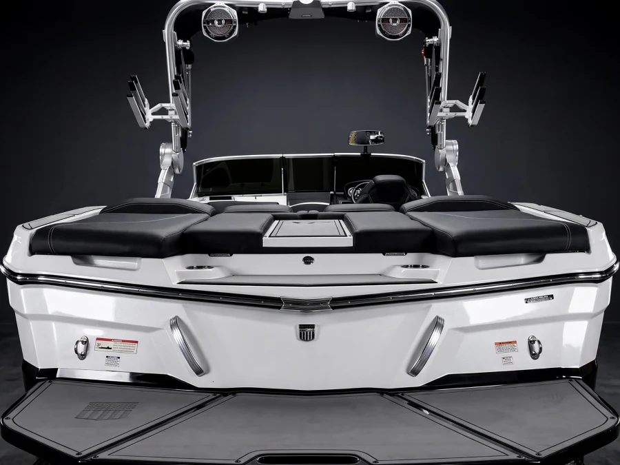 2019-mastercraft-xt25-142858-image4