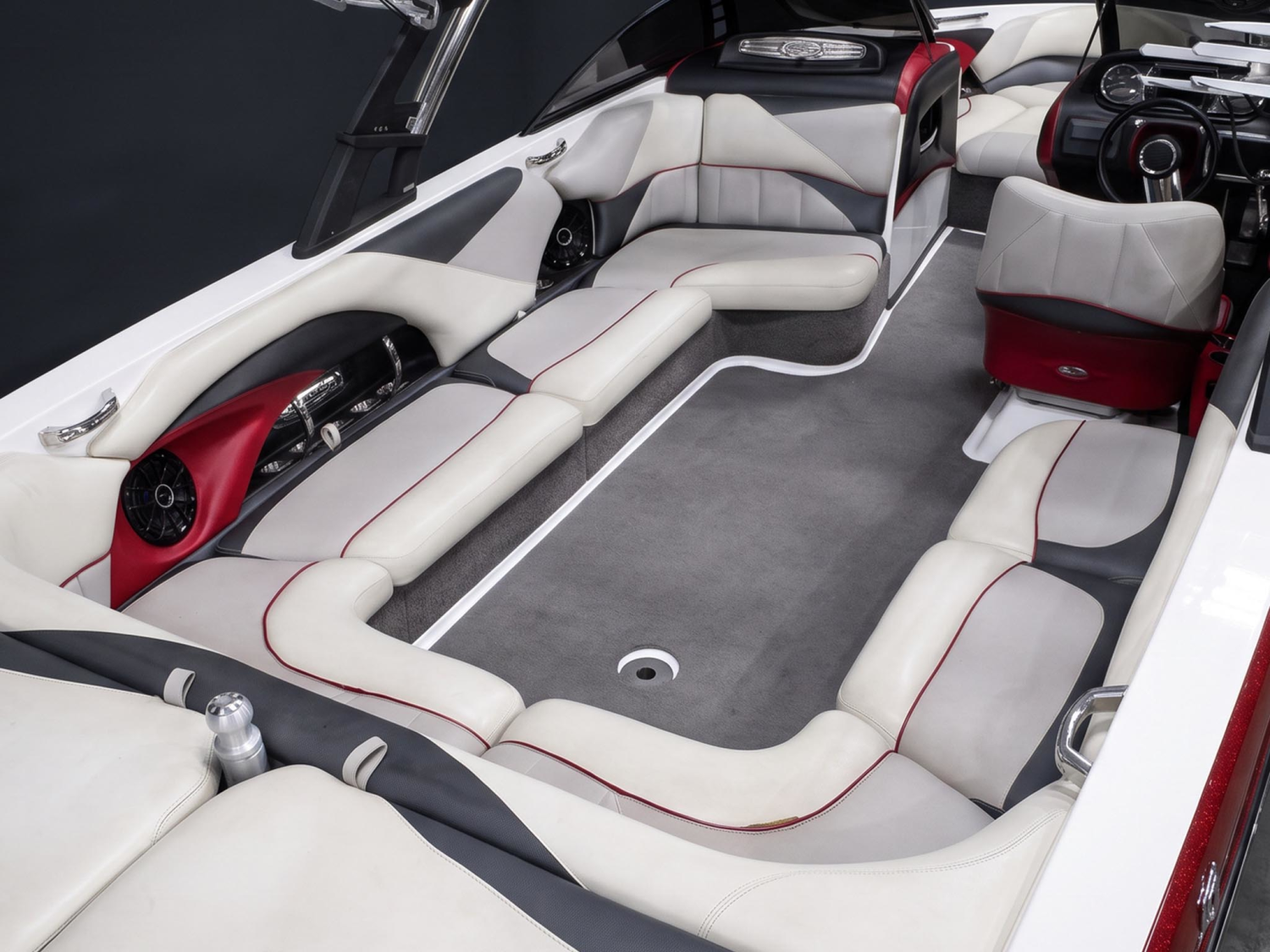 2013 Malibu Boats 247 LSV