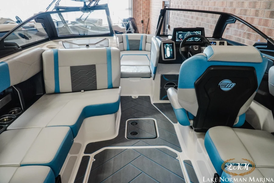 2024-malibu-wakesetter-23-lsv-142864-image9
