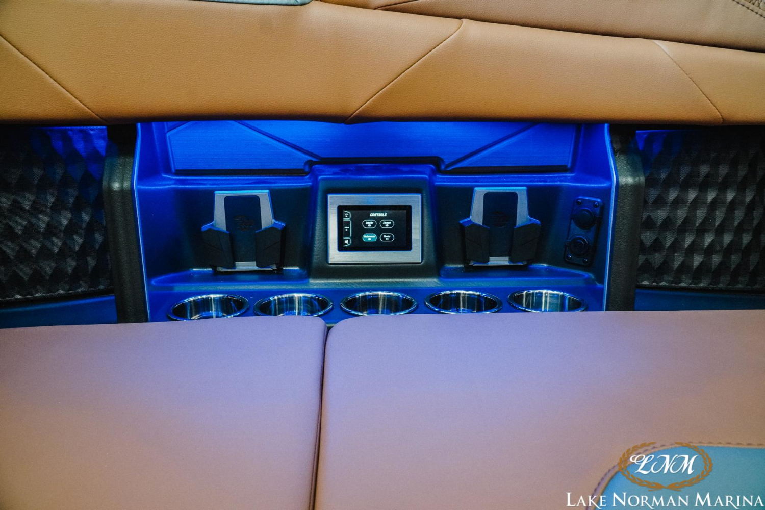 2024 Malibu M242