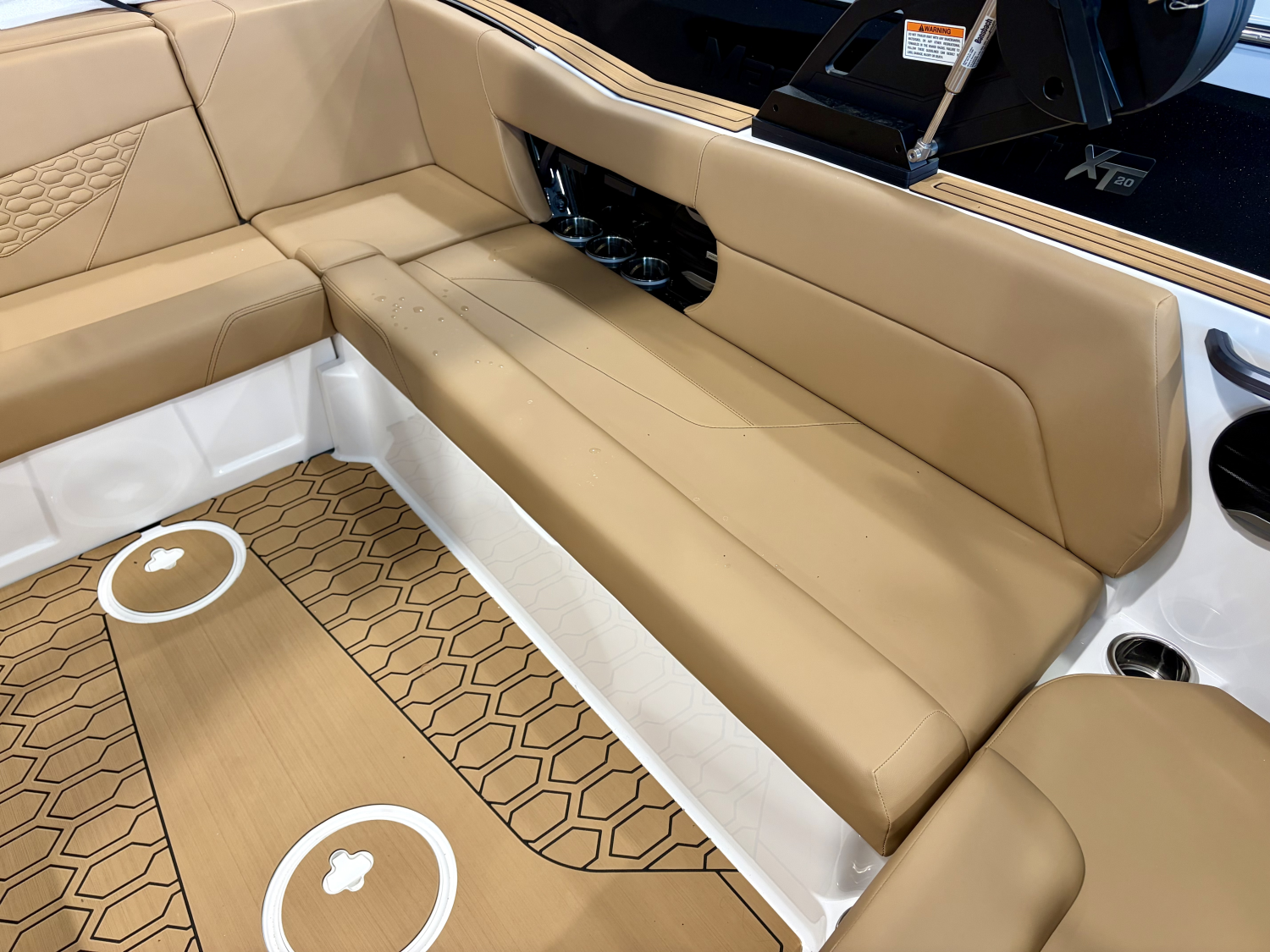 2027 MasterCraft NXT23