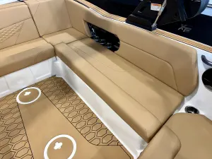 2027-mastercraft-nxt23-142868-image10