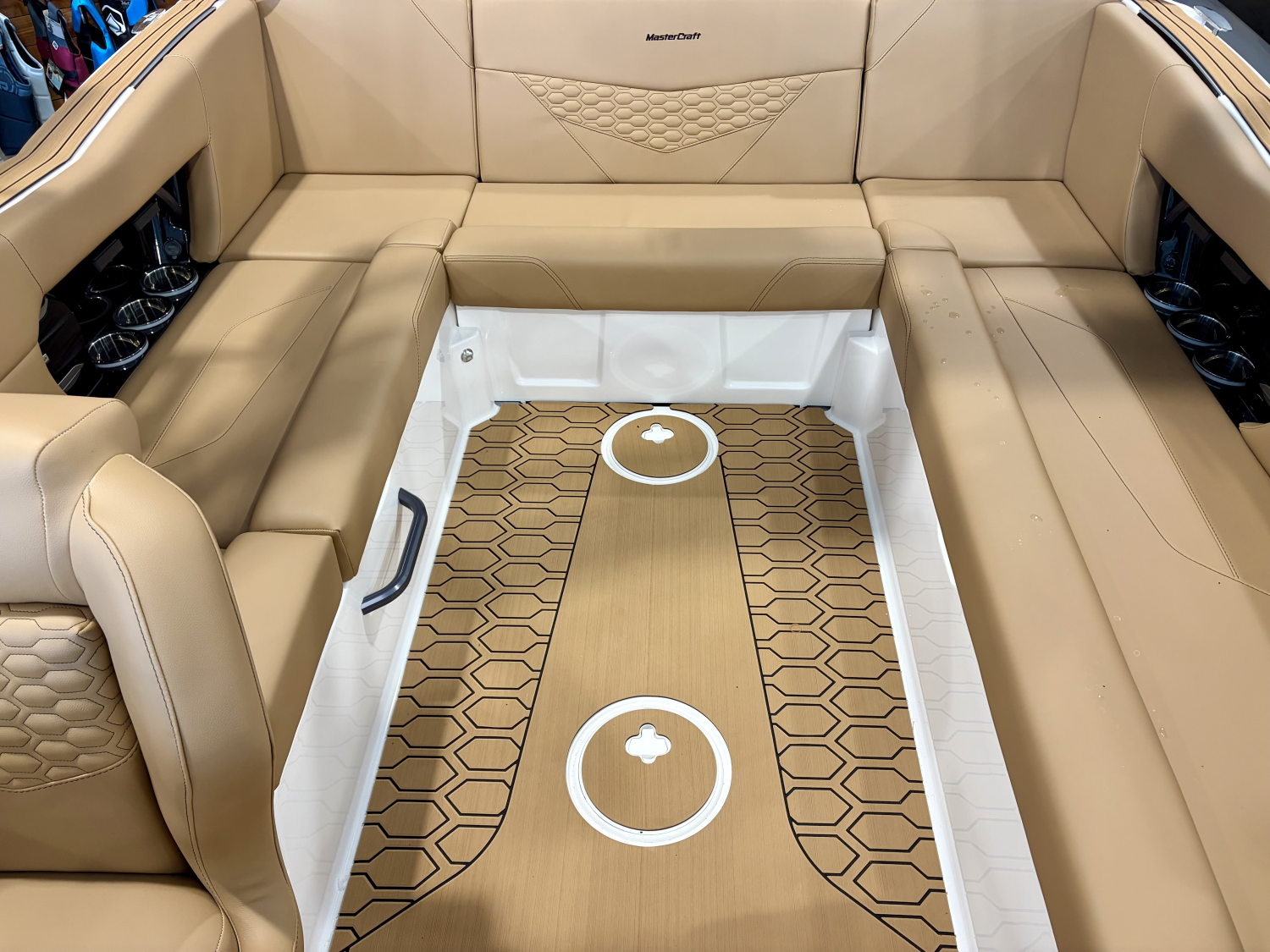 2027 MasterCraft NXT23