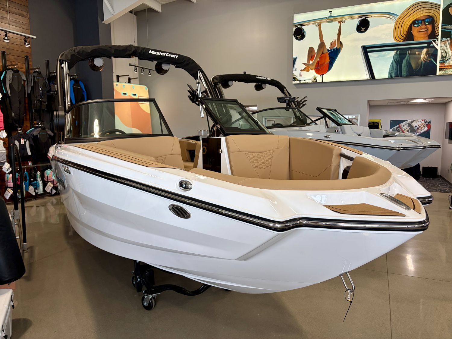 2027 MasterCraft NXT23