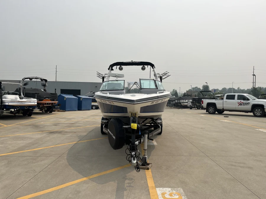 2016-mastercraft-x30-142872-image9