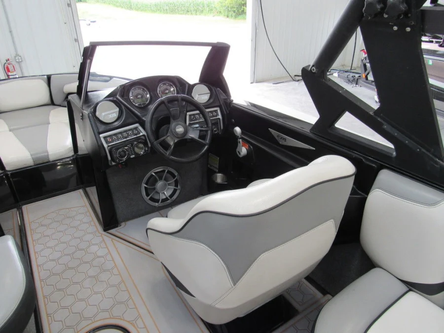 2015-axis-t22-142874-image9