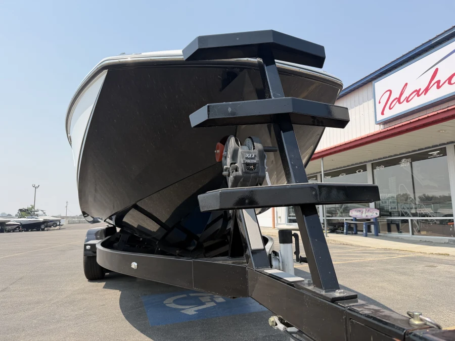 2018-nautique-g25-142880-image11