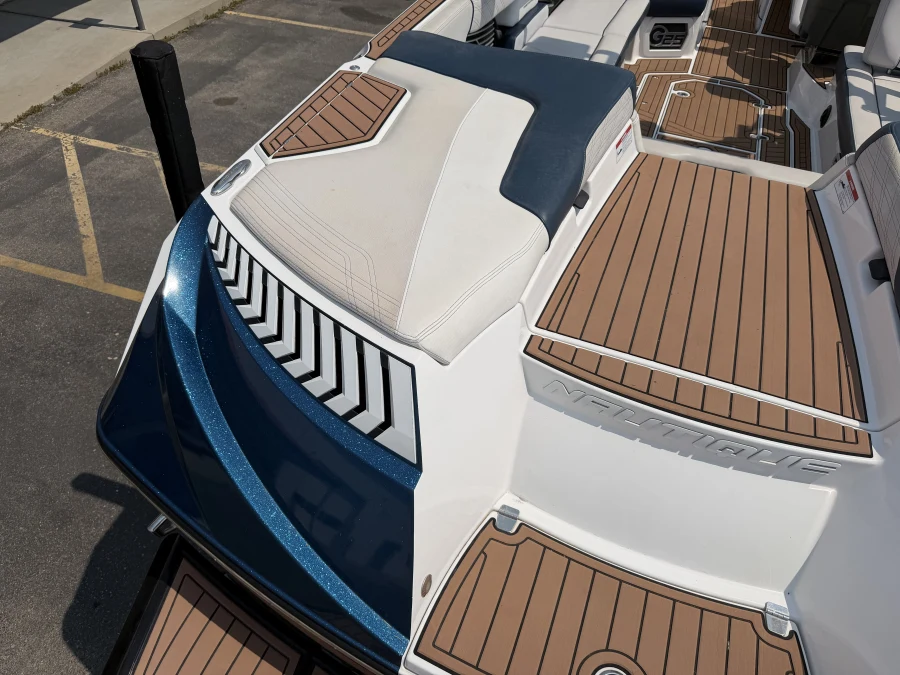 2018-nautique-g25-142880-image16