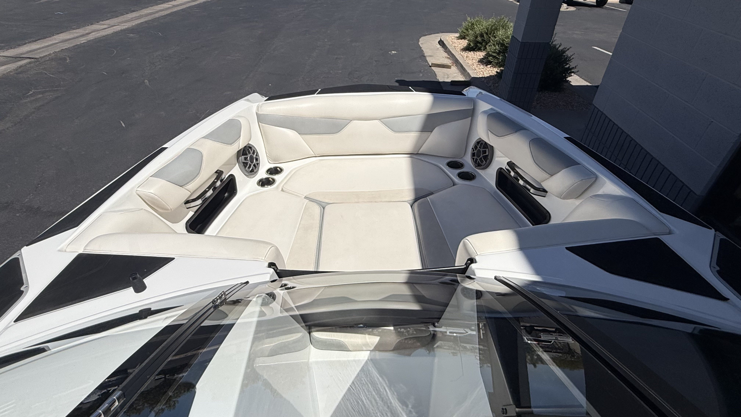2019 Axis Wake Research A22