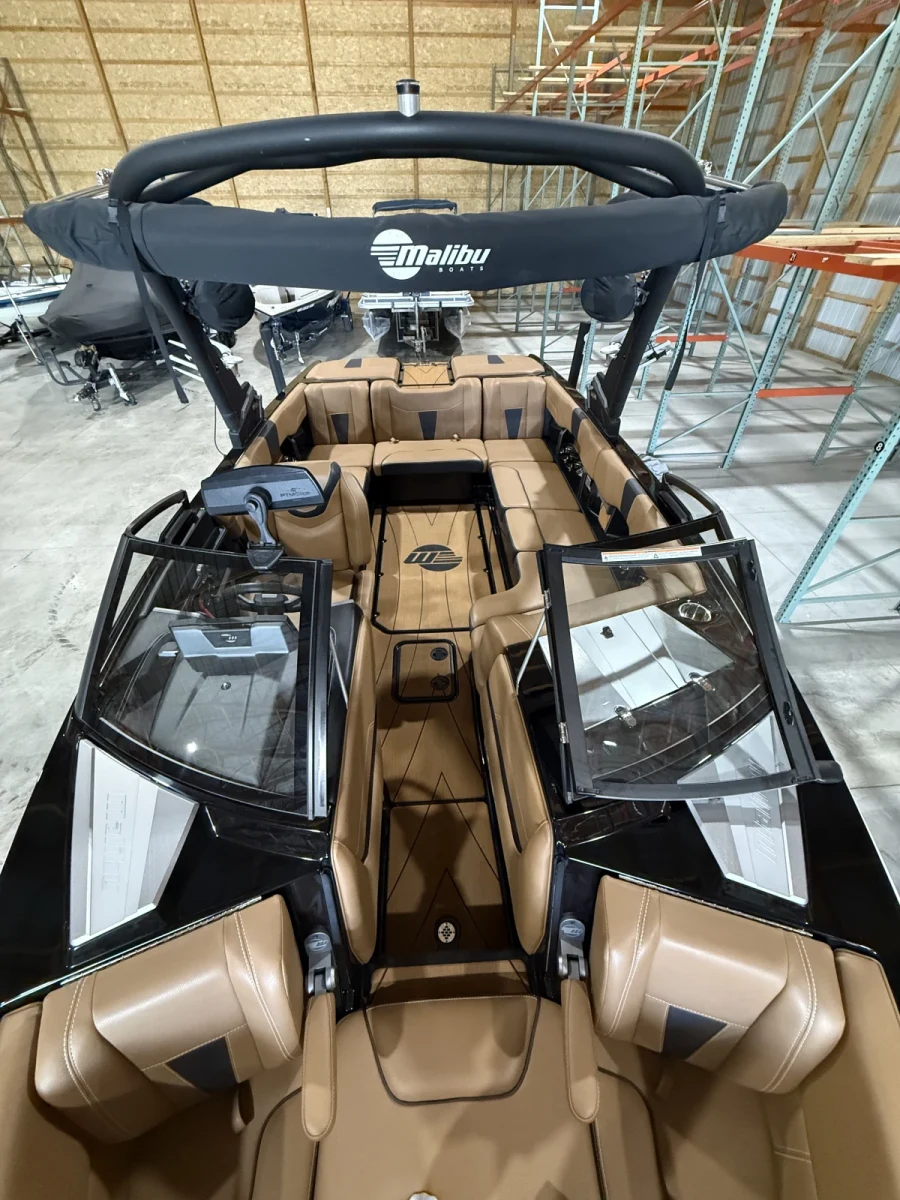 2022-malibu-wakesetter-23-lsv-142904-image9.webp