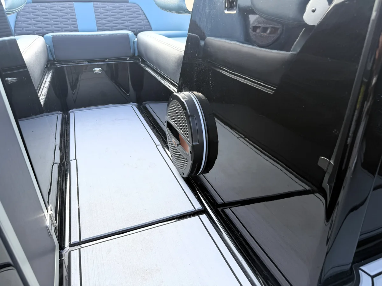 2025 Mastercraft X24 