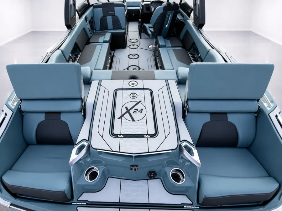 2025-mastercraft-x24-142909-image18.webp