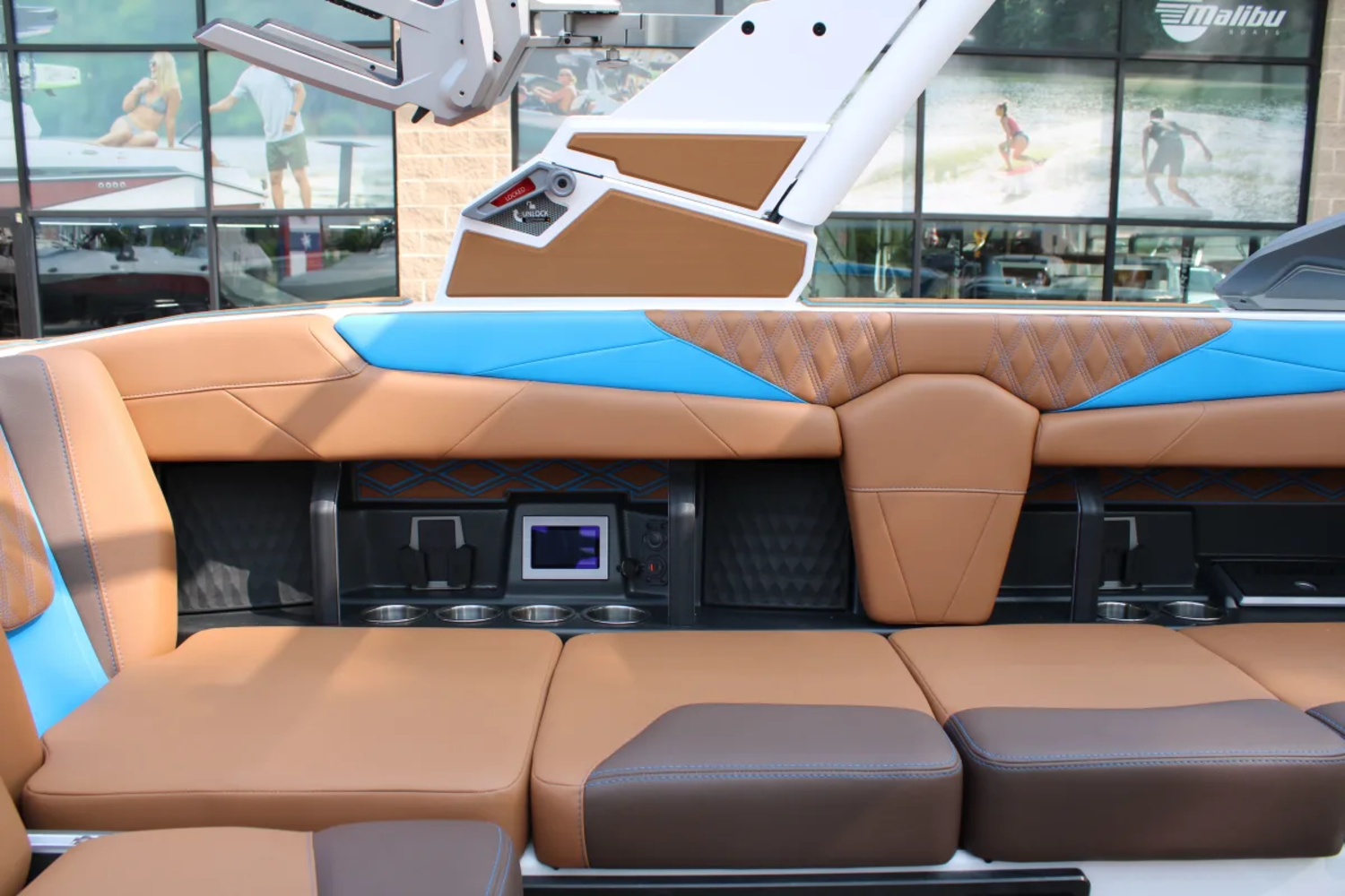 2026 Malibu M230