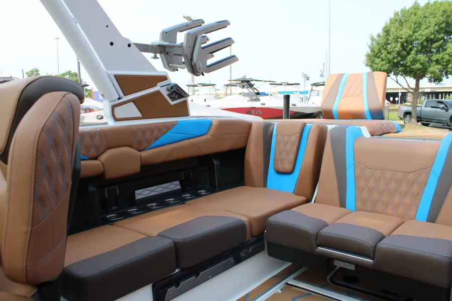 2026-malibu-m230-142910-image17.webp